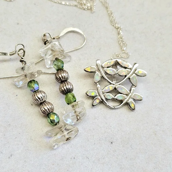 SET! ALL 925 Dragonfly Necklace with 925 Bead Bracelet and 925 Earrings SET! - Picture 3 of 16